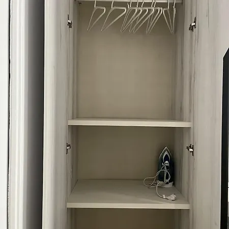 Cardenal Albornoz דירה *